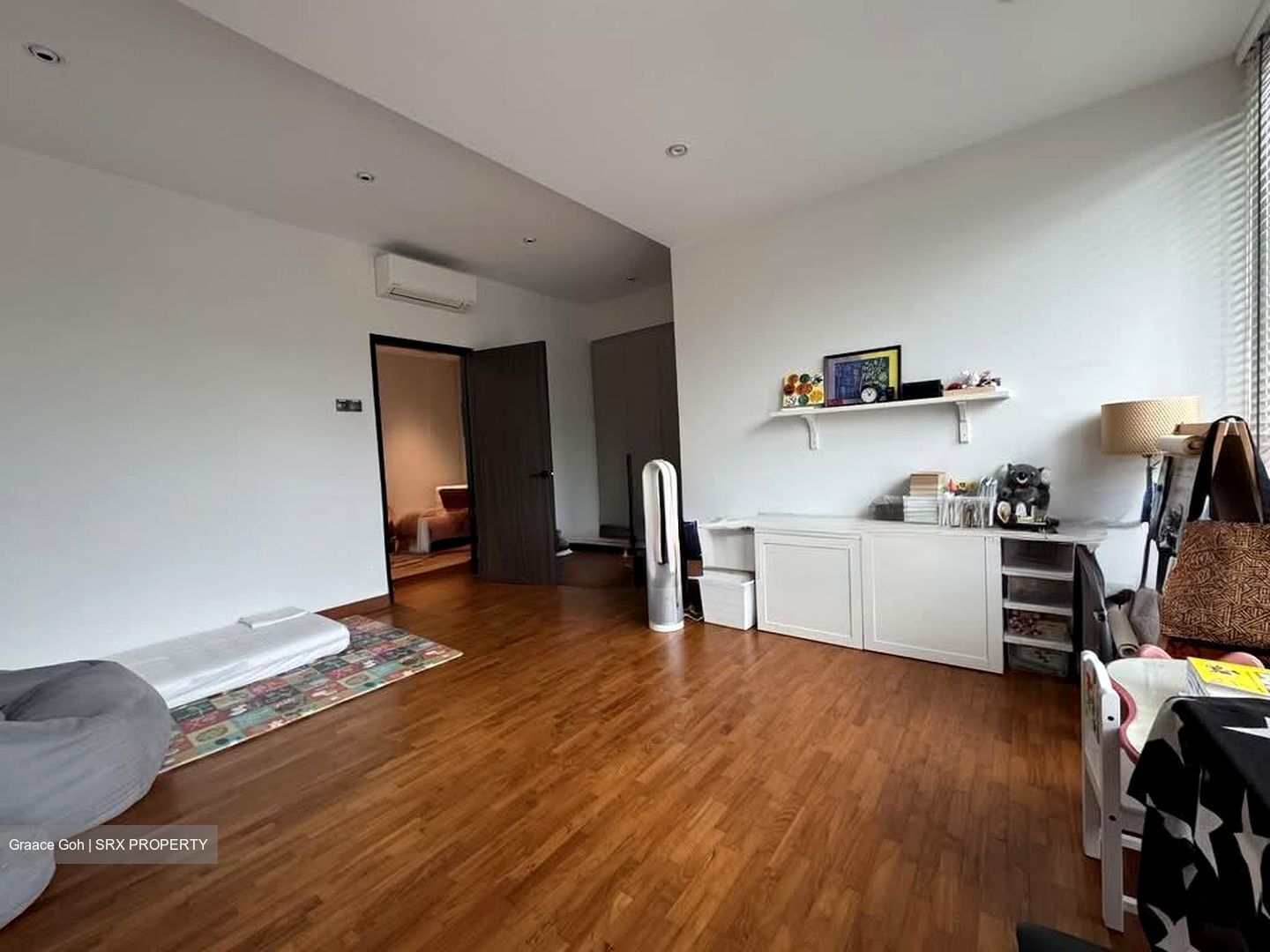 Frankel Estate (D15), Terrace #555937911